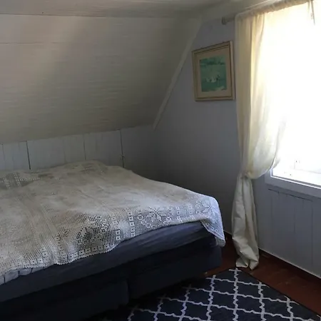 Netskaret At Sorarnoy Casa de Férias
