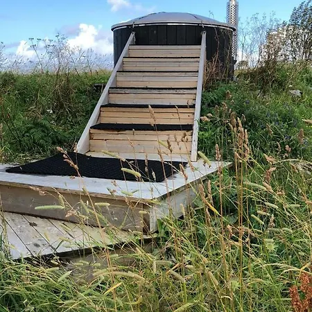 Casa de Férias Netskaret At Sorarnoy Arnoy
